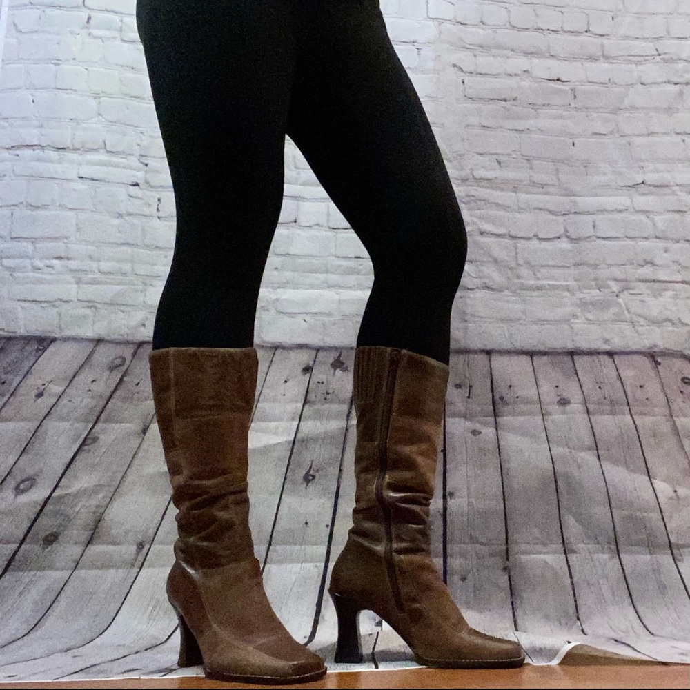 Two Lips Calandra Boots - Picture 10 of 10